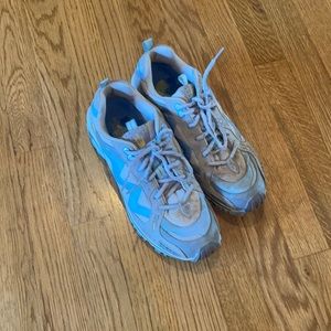 Women’s size 9.5 north face shoes